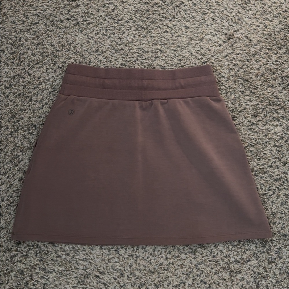 Stylish Women's Taupe Mini Skirt - Picture 9 of 11